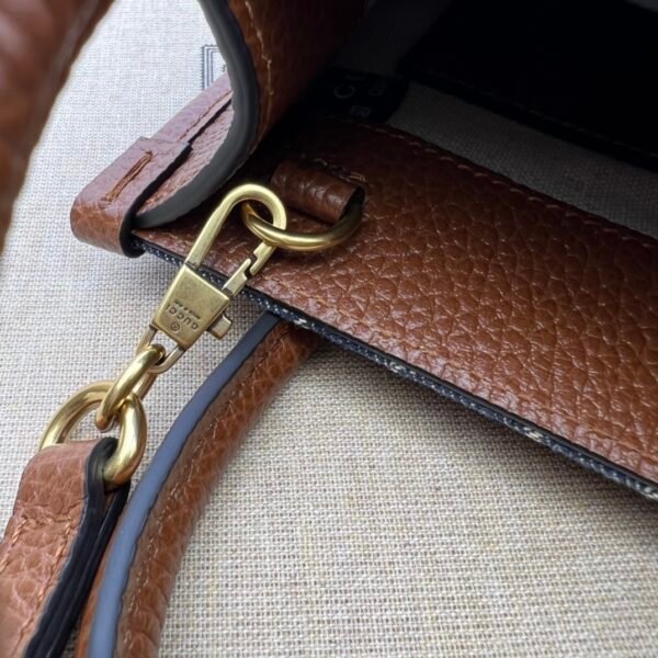 Gucci Handbag/Dark bule - Image 9