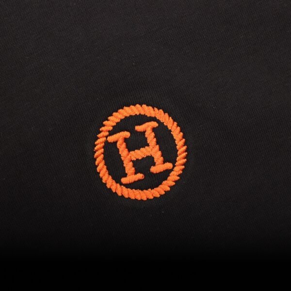 Hermes Hermes Small Label Embroidered Short Sleeve T-Shirt - Image 4