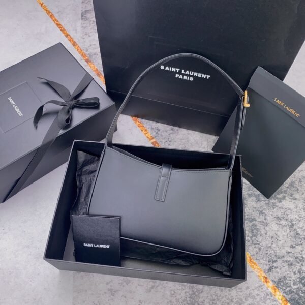Saint Laurent's latest bag - Image 3