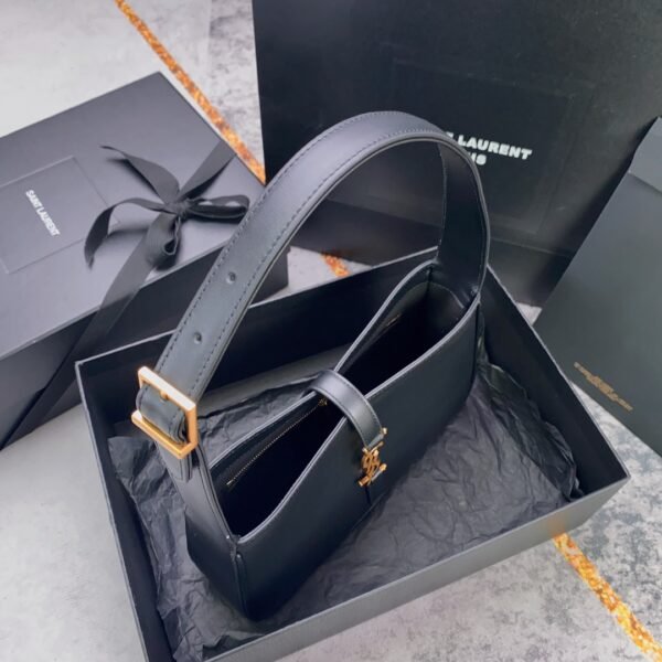 Saint Laurent's latest bag - Image 4