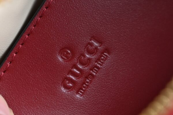 Gucci Marmont Small Quilted Shoulder Bag - Image 9