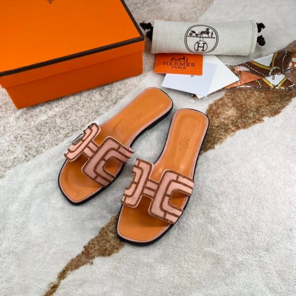 HERMES 💥 official website synchronization on the new gift random matching silk scarf - Image 5