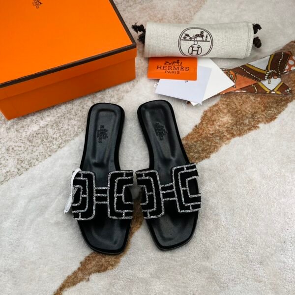 HERMES 💥 official website synchronization on the new gift random matching silk scarf - Image 6