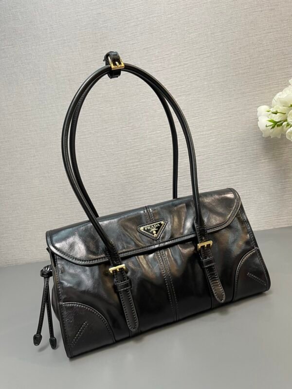 Prada Oil Wax Bag - Image 9