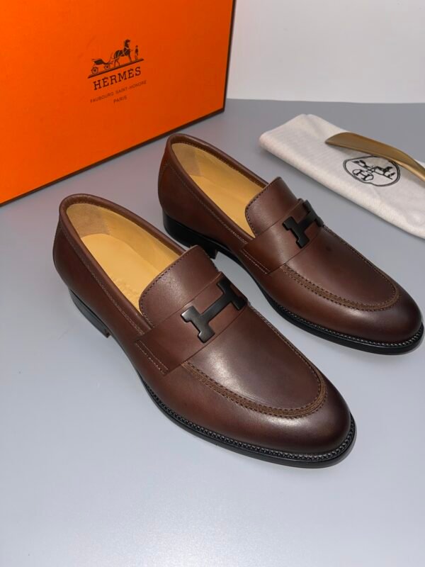 HERMÈS Hermes men's leather shoes - Image 4