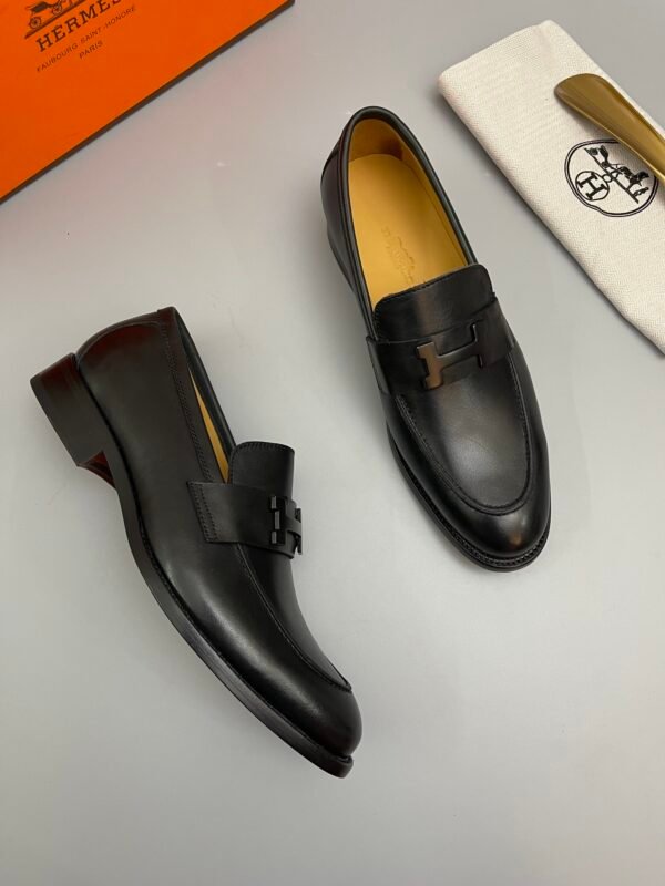 HERMÈS Hermes men's leather shoes - Image 3