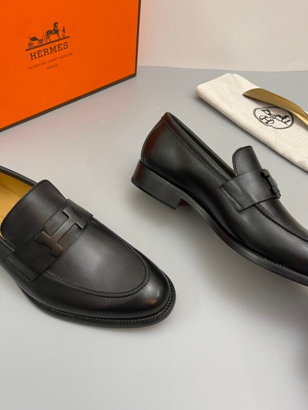 HERMÈS Hermes men's leather shoes - Image 10