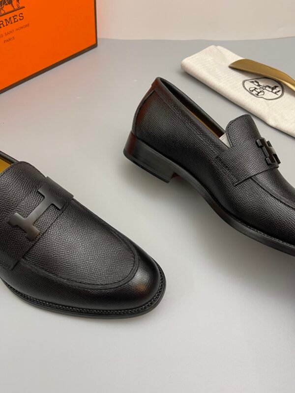 HERMÈS Hermes men's leather shoes - Image 7