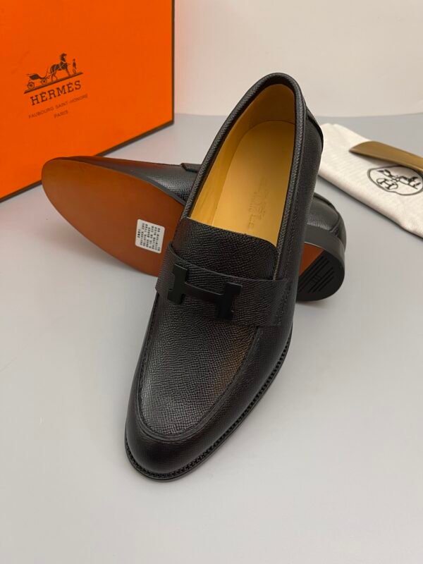 HERMÈS Hermes men's leather shoes - Image 10