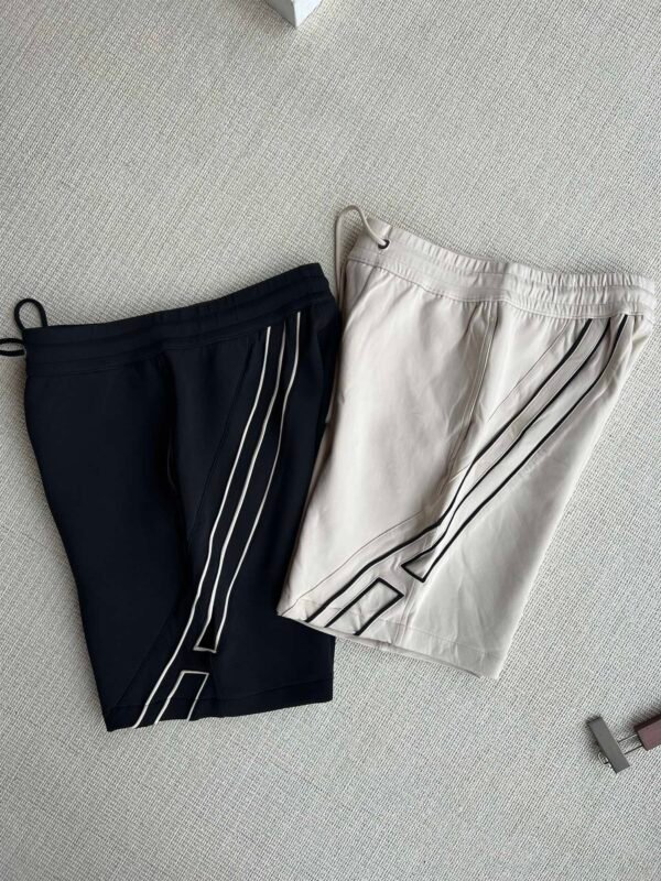 HERMÈS Elastic waisted casual five-quarter pants - Image 2