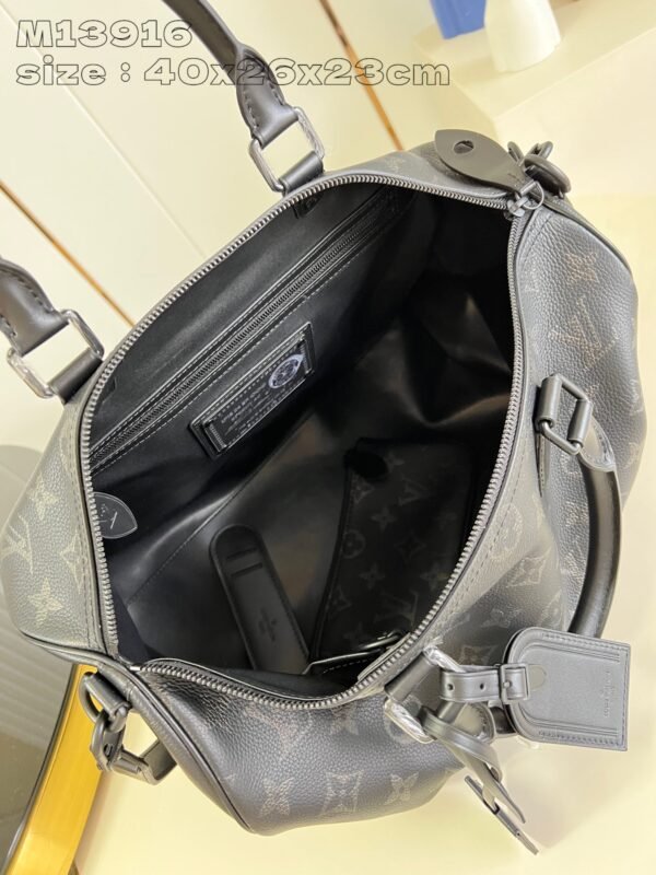 Speedy P9 Bandoulière 40 Monogram Leather - Image 13