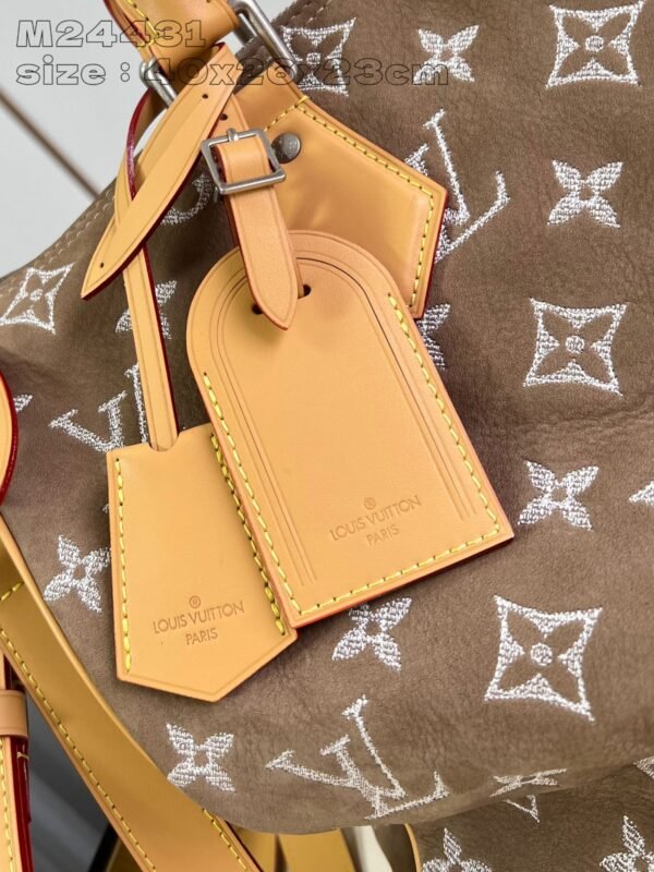 Speedy P9 Bandoulière 40 Monogram Leather Handbag - Image 4