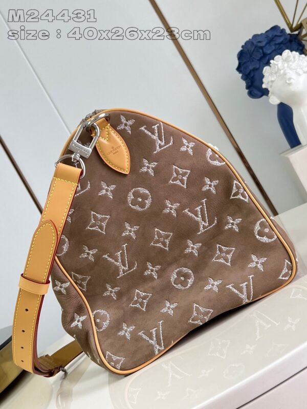 Speedy P9 Bandoulière 40 Monogram Leather Handbag - Image 8