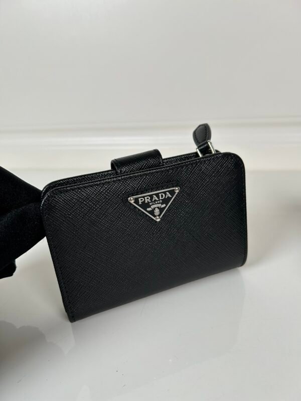Prada Women's Cross Short Clip - Image 8