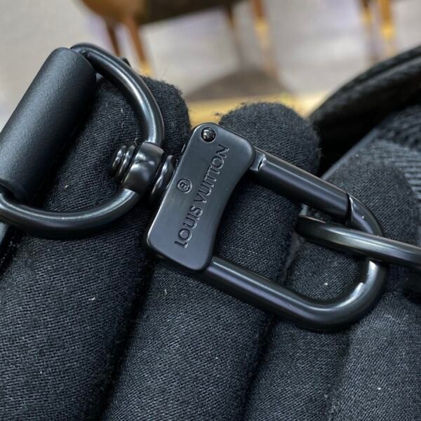 Louis Vuitton Shoulder Bag - Image 8