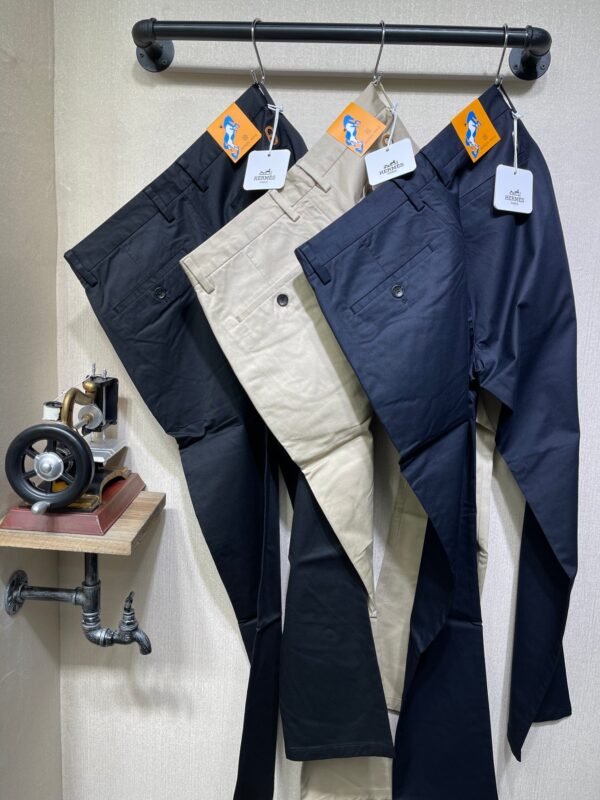 HERMÈS casual pants