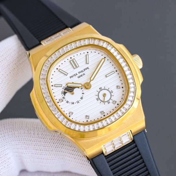 Patek Philippe Nautilus - Image 2