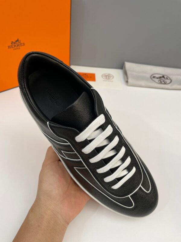 (HERMES) Sneakers - Image 2