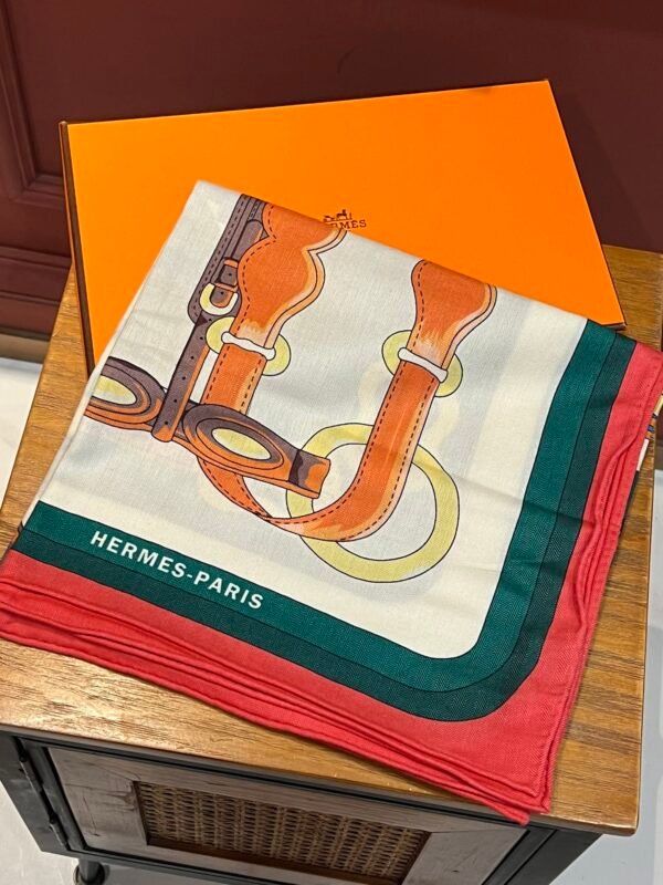 [Both sides of the same color] Extreme Hermes Hall of Fame Royal Recommended ❗️ best quality, beautiful fried Oh ~ [training collection square scarf] a total of three colors. High-end velvet square scarf - Image 14