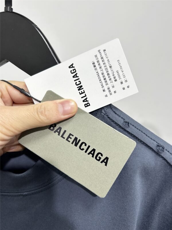 BALENCIAGA Men's and Women's Ink Splash Printed Letter Short Sleeve T-Shirt - Image 9