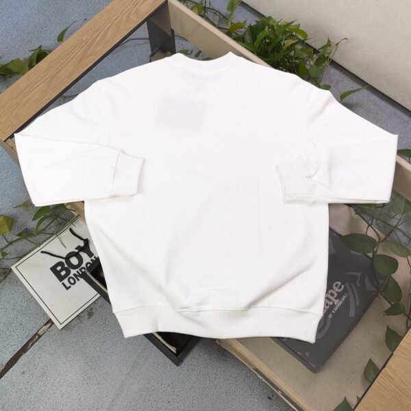 2024 fall and winter new Prada Prada collar stainless steel triangle logo casual couple round neck sweater - Image 6
