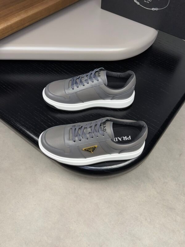 PRADA -High-end quality original single 🔍🔍🔍🔍🔍🔍🔍🔍🔍🔍🔍 Casual sneakers - Image 3