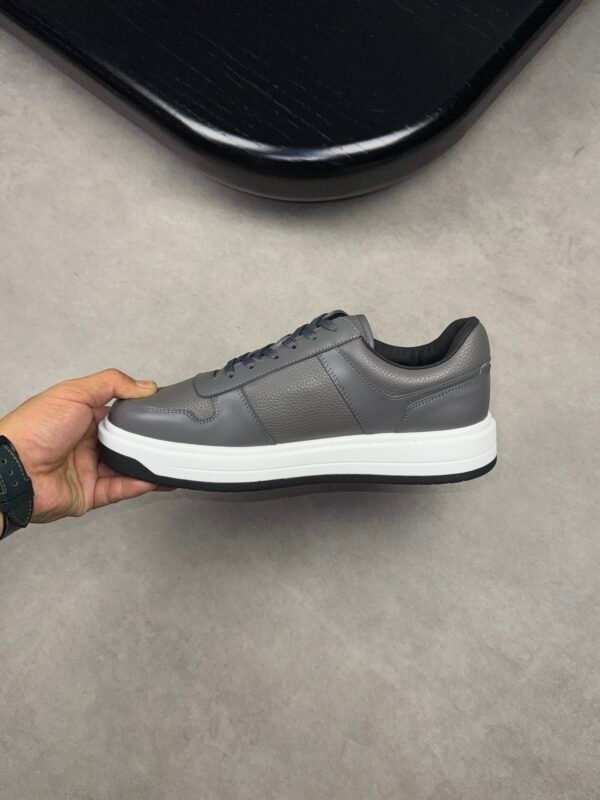 PRADA -High-end quality original single 🔍🔍🔍🔍🔍🔍🔍🔍🔍🔍🔍 Casual sneakers - Image 8