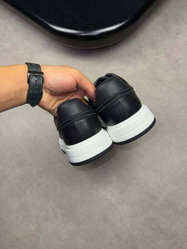 PRADA -High-end quality original single 🔍🔍🔍🔍🔍🔍🔍🔍🔍🔍🔍 Casual sneakers - Image 2