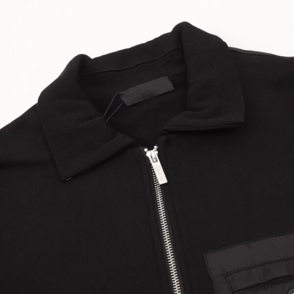 PRADA/Prada 24Fw Pocket Badge Triangle Label Half Zip Lapel Sweatshirt - Image 4