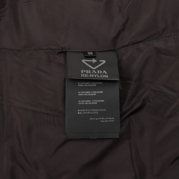 Prada Chest Pocket Lock Hooded Down Jacket On the version of the design as well as the material belongs to the pinnacle of the down jacket - Image 8