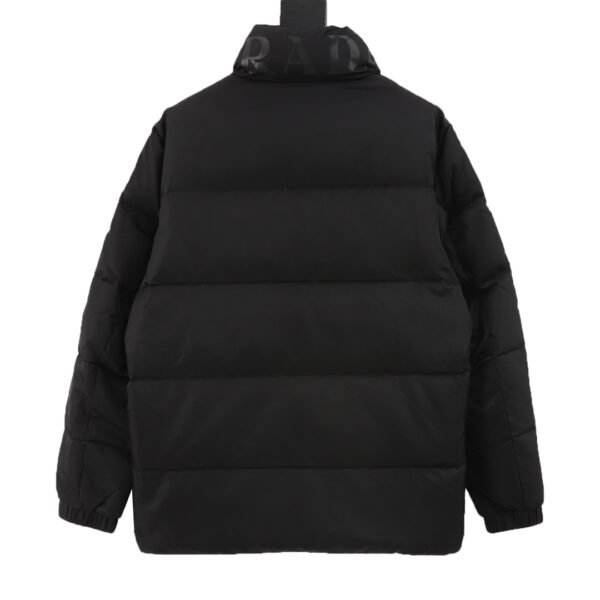 Prada chest pocket lock button down jacket On the version of the design as well as the material belongs to the pinnacle of the down jacket - Image 5