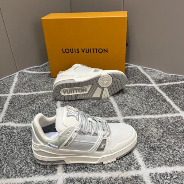 Top Version LV-Louis Vuitton 2024 Runway New Sneakers - Image 9