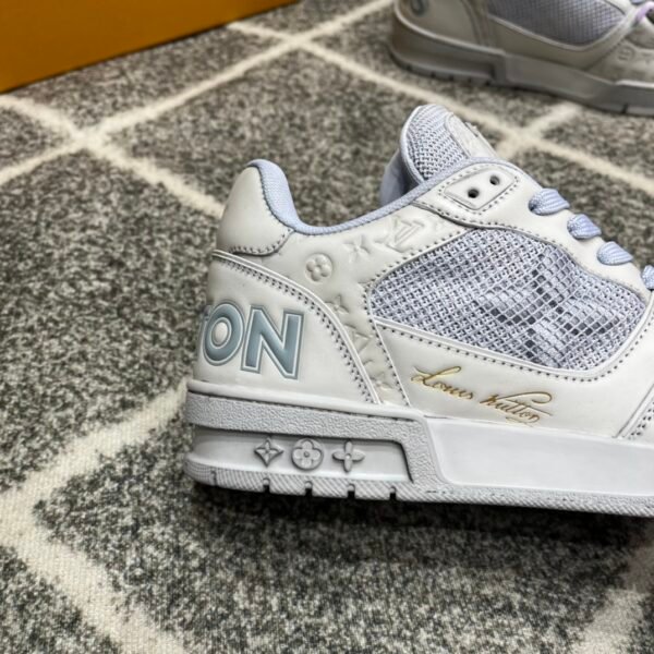Top Version LV-Louis Vuitton 2024 Runway New Sneakers - Image 5