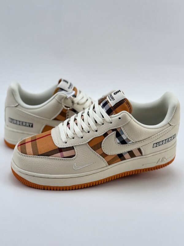 Nike Air Force 1 Low 07 x BURBERRY
