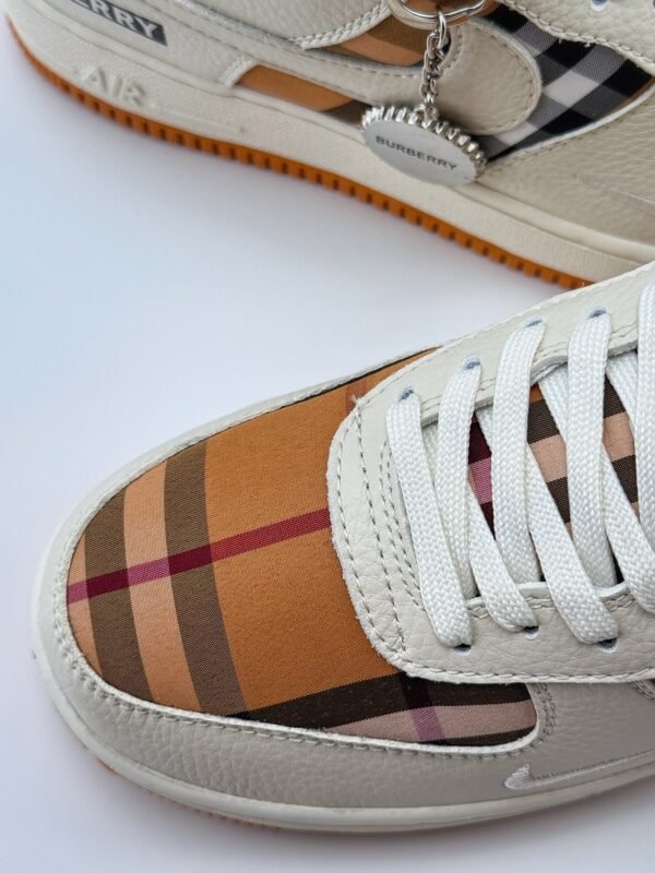 Nike Air Force 1 Low 07 x BURBERRY - Image 9