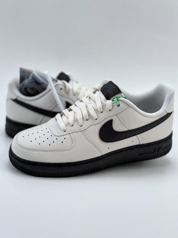 Nike Air Force 1 Low 07 White Black