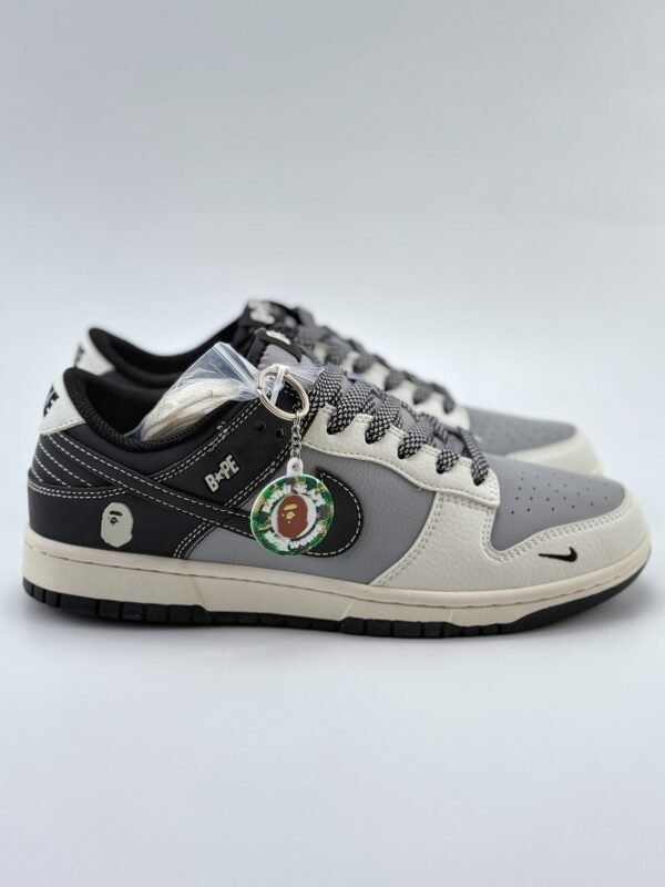Nike SB Dunk Low x BAPE White Gray Black - Image 5