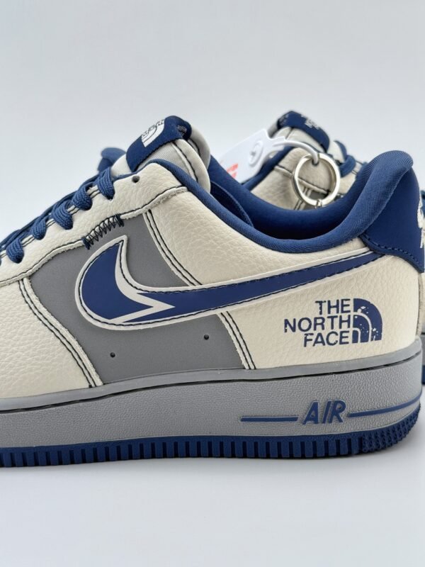 Air Force 1 Low 07 x The North Face Beige Grey Blue - Image 10