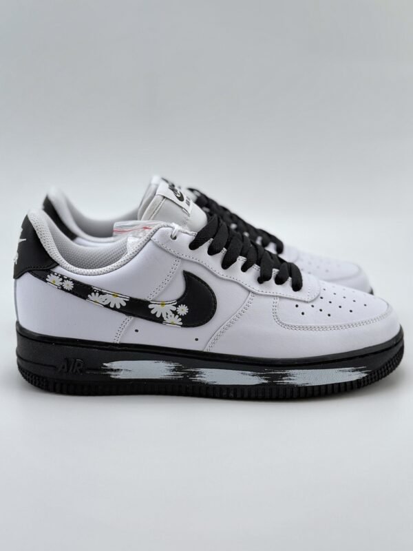 Nike Air Force 1 Low 07 Triple Labs Little Daisy White Black - Image 5