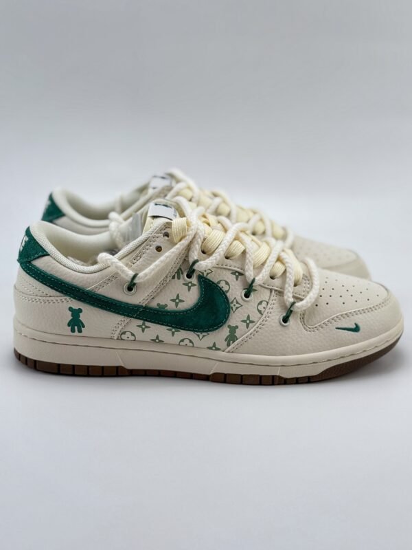 Nike SB Dunk Low x Louis Vuitton White Green - Image 5