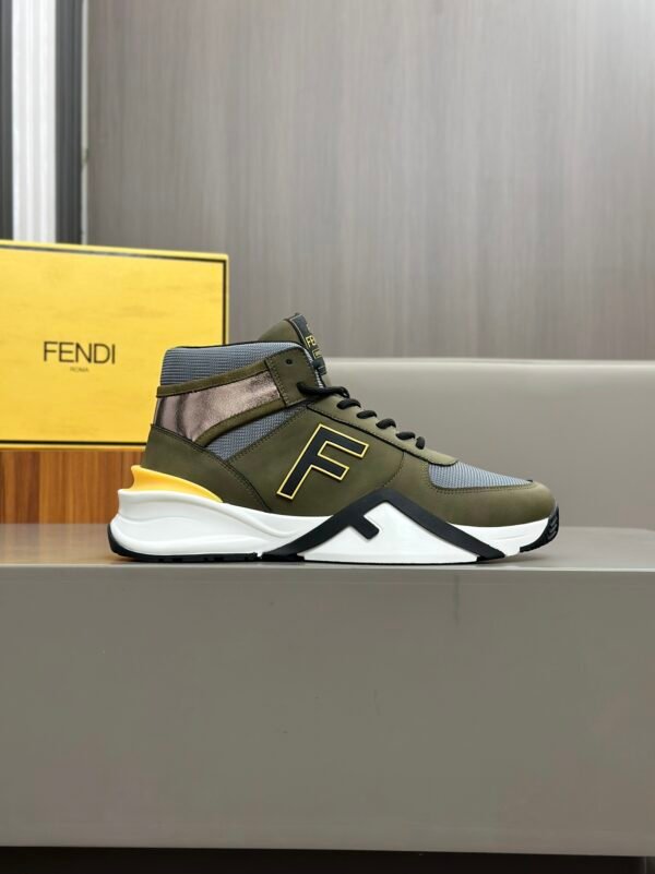 Fendi Men's Sneakers - Image 4
