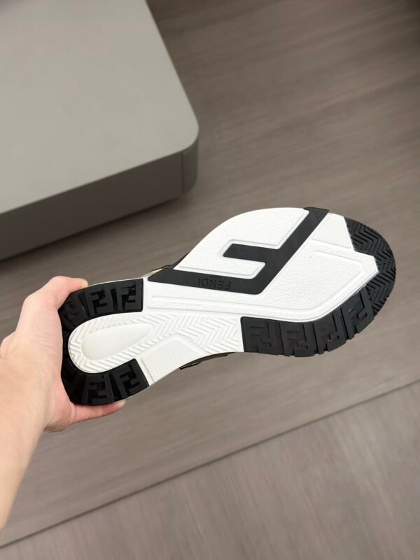 Fendi Men's Sneakers Yellow - Image 4