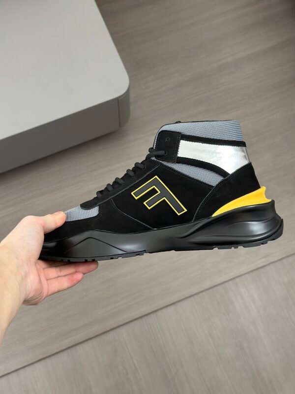 Fendi Men's Sneakers Yellow - Image 3