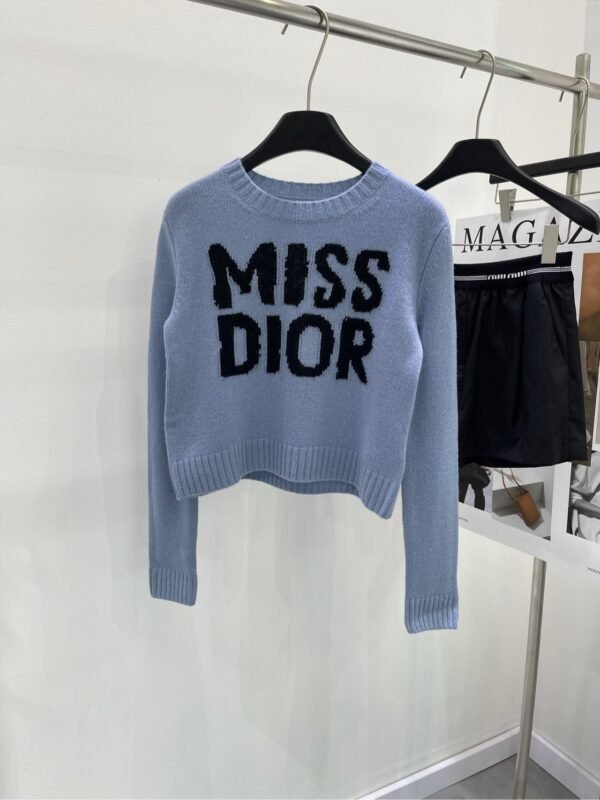DIOR💥High-end quality guarantee👍🏻Exclusive first 😘💯Overseas original single💯[DR haze blue large letters long sleeve round neck sweater] - Image 6