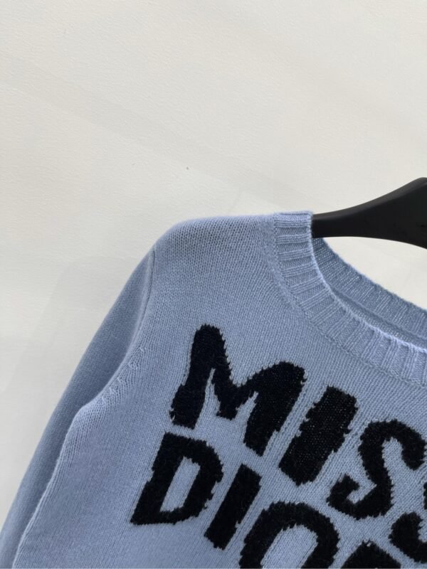 DIOR💥High-end quality guarantee👍🏻Exclusive first 😘💯Overseas original single💯[DR haze blue large letters long sleeve round neck sweater] - Image 2