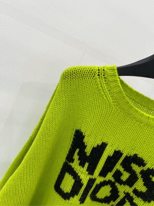 DIOR 💥High-end quality guarantee👍🏻 exclusive first 💯Overseas original single 💯[D grass green large letters loose sweater] - Image 10