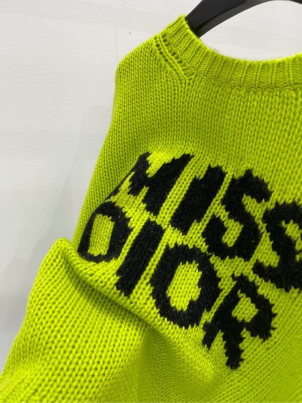 DIOR 💥High-end quality guarantee👍🏻 exclusive first 💯Overseas original single 💯[D grass green large letters loose sweater] - Image 9