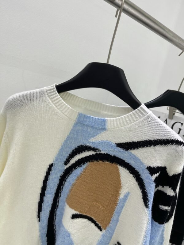 ERDOS 💥High-end quality guarantee👍🏻Exclusive first 💰💯Overseas original single💯[ER Art Portrait Jacquard Wool Sweater] - Image 3