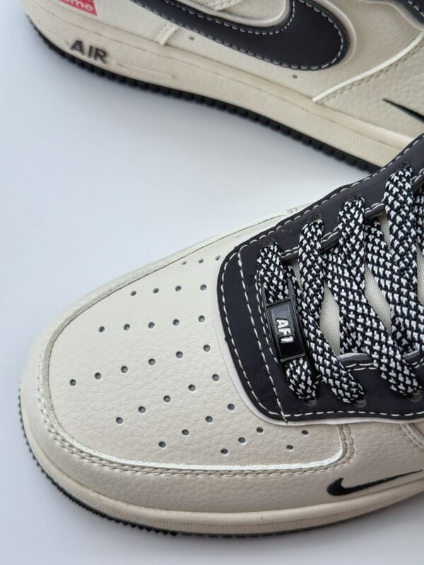 Nike Air Force 1 Low 07 x Supreme x Stone Island - Image 9