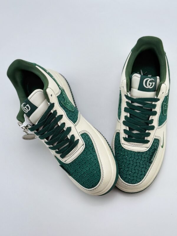 Nike Air Force 1 Low 07 x GUCCI x Supreme White Green - Image 3